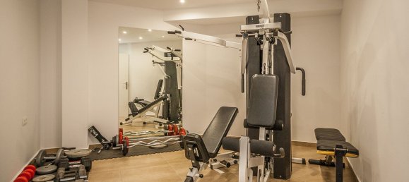 Вилла с 6 спальнями в Эстепона, Испания № 142294 21