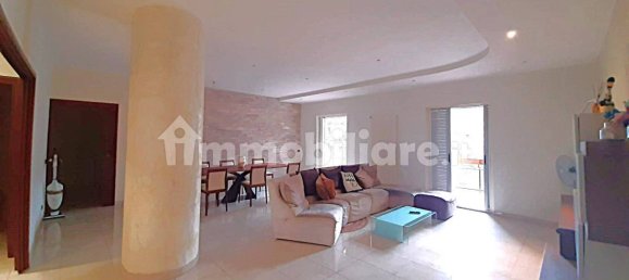 3 bedrooms Apartment in Bari, Italy No. 334448 9