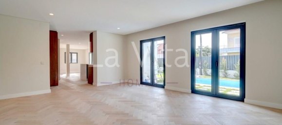 4 bedrooms House in Cascais, Portugal No. 121702 6