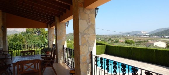 4 bedrooms Villa in Pedreguer, Spain No. 2528 11