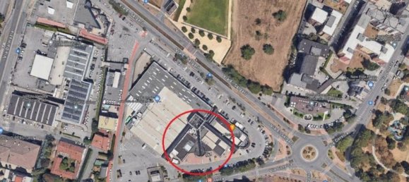 57m² Commercial property in Brescia, Italy No. 260049 8