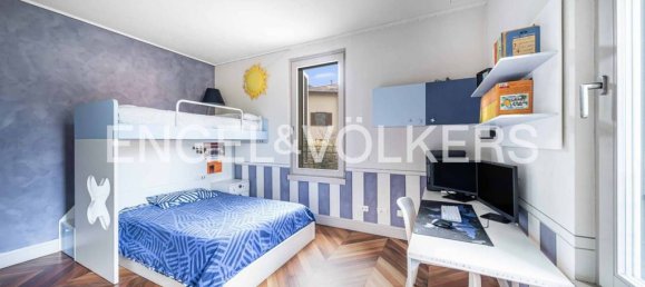 4 bedrooms Villa in Biandronno, Italy No. 139066 36