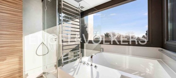 4 bedrooms Villa in Biandronno, Italy No. 139066 33