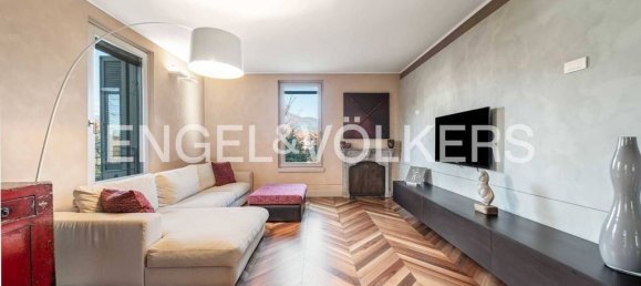 4 bedrooms Villa in Biandronno, Italy No. 139066 8