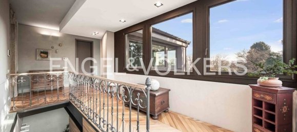 4 bedrooms Villa in Biandronno, Italy No. 139066 29