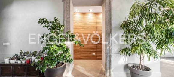 4 bedrooms Villa in Biandronno, Italy No. 139066 13