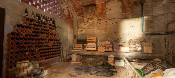 8 rooms Apartment in Saluzzo, Italy No. 148239 21