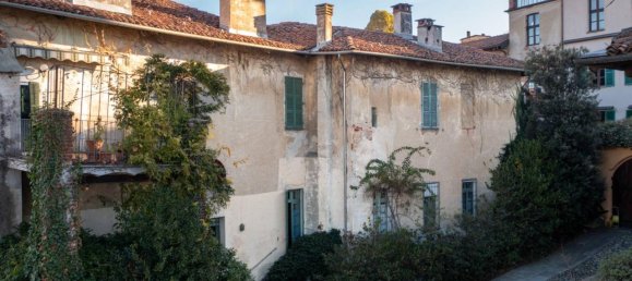 8 rooms Apartment in Saluzzo, Italy No. 148239 28