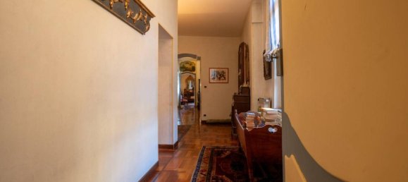 8 rooms Apartment in Saluzzo, Italy No. 148239 9