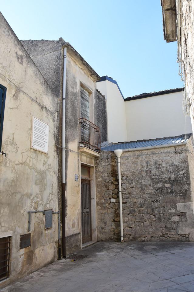 4-salle Maison à Modica, Italy No. 2069