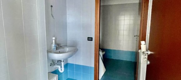 2 rooms Office in San Donà di Piave, Italy No. 178791 12