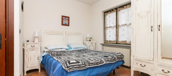 Casa de 5 divisões em Frassino, Italy N.º 115536 19