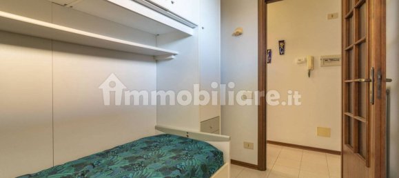 Квартира с 2 спальнями в Чериале, Италия № 358490 23