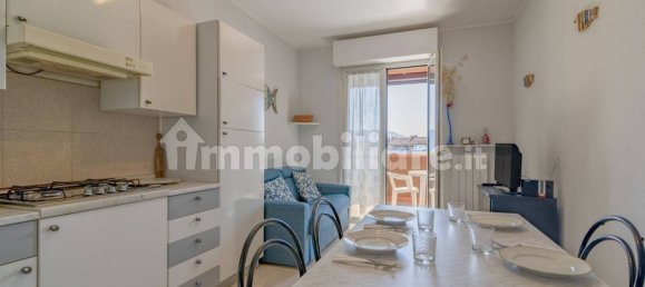 Квартира с 2 спальнями в Чериале, Италия № 358490 11