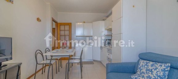 Квартира с 2 спальнями в Чериале, Италия № 358490 15