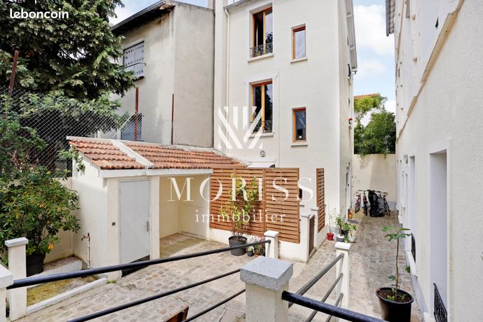 1 bedroom Duplex in Montreuil, France No. 314478