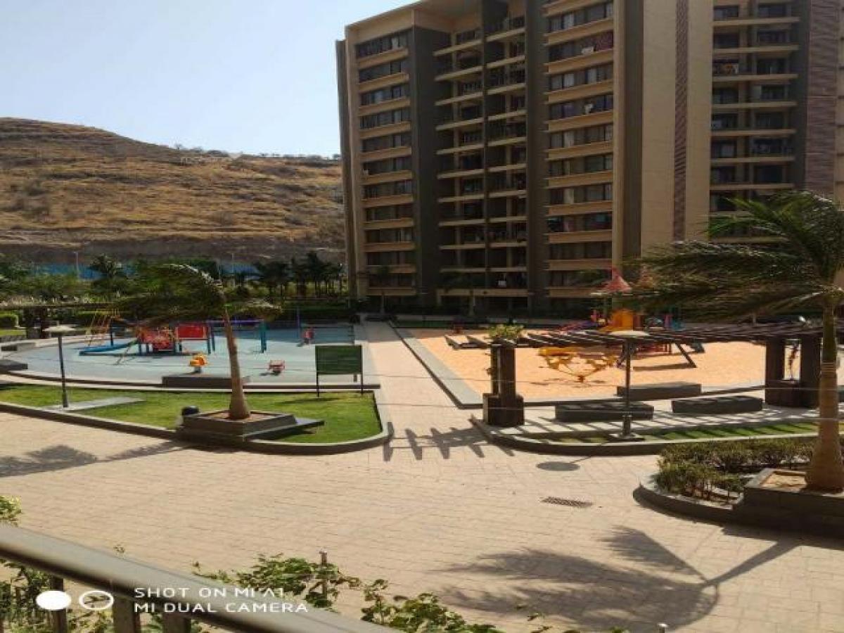 3 bedrooms House in Pune, India No. 16377