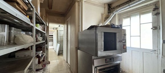 Propiedad comercial en Saint-Benoit-sur-Loire, France 178 m² No. 240054 8