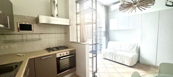 3 Schlafzimmer Wohnung in Jesi, Italy, Nr. 323182 10