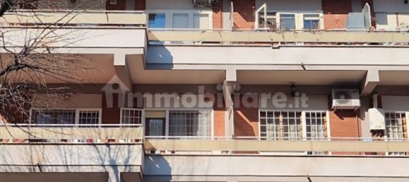 3 bedrooms Apartment in Rome, Italy No. 257191 3