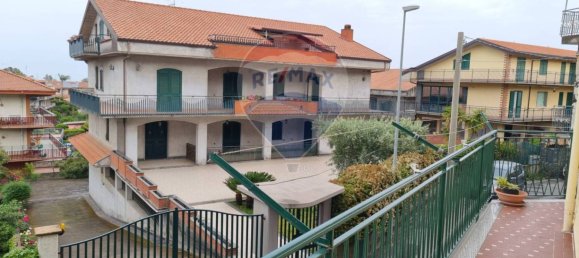 3 bedrooms Apartment in Aci Sant'Antonio, Italy No. 164749 19
