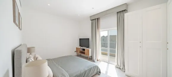 4 Schlafzimmer Villa in Meadows, UAE, Nr. 108410 13