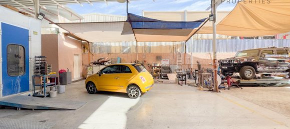 464.5m² Warehouse in Al Quoz, UAE No. 54791 2