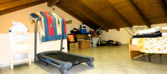 5 rooms House in Ceranesi, Italy No. 11642 28