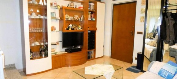 5 rooms House in Ceranesi, Italy No. 11642 9
