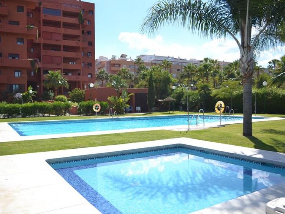 2 bedrooms Apartment in Estepona, Spain No. 189577