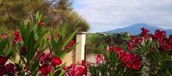 8 rooms House in Ascoli Piceno, Italy No. 125389 27