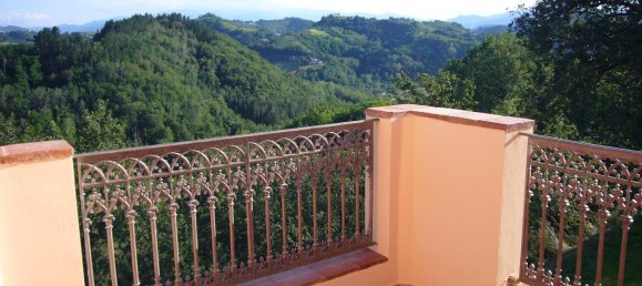 8 rooms House in Ascoli Piceno, Italy No. 125389 19