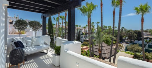 3 bedrooms Penthouse in Marbella, Spain No. 179640 2