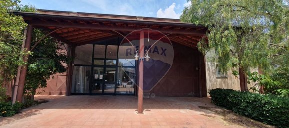 650m² Commercial property in Paternò, Italy No. 352247 4