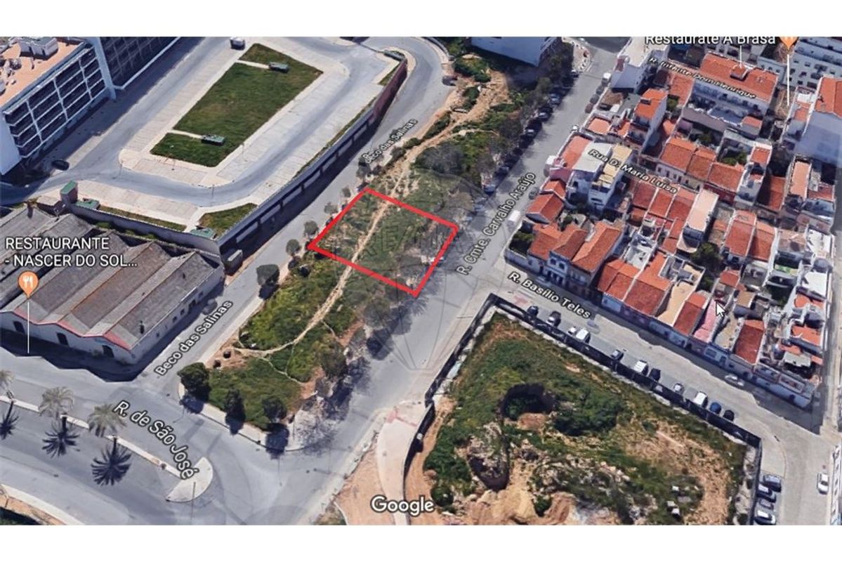 Terreno en Portimao, Portugal 376 m² No. 34978