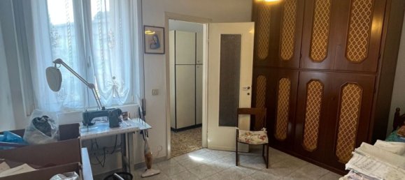 3 rooms Apartment in Fino Mornasco, Italy No. 313811 6