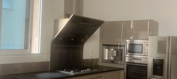 2 bedrooms House in Perpignan, France No. 335119 2