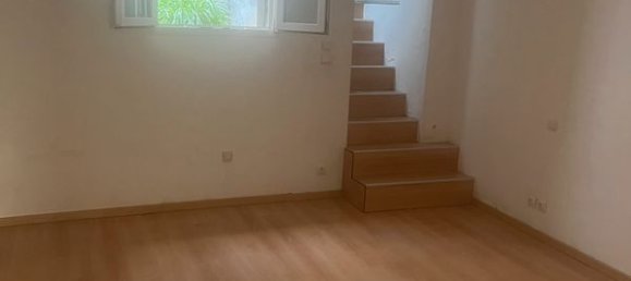 2 bedrooms House in Perpignan, France No. 335119 4