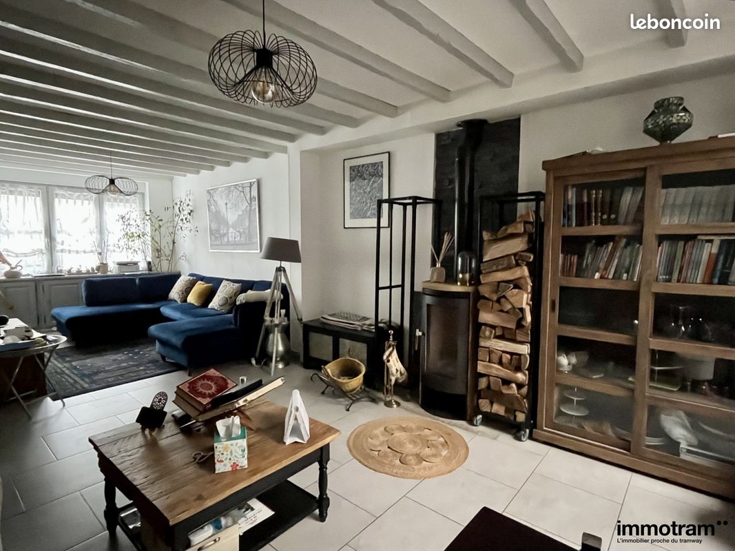 4 bedrooms House in Roubaix, France No. 81727