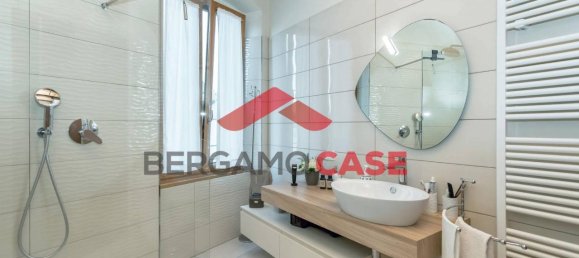 Apartamento de 4 habitaciónes en Bergamo, Italy No. 145242 10