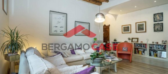 Apartamento de 4 habitaciónes en Bergamo, Italy No. 145242 2