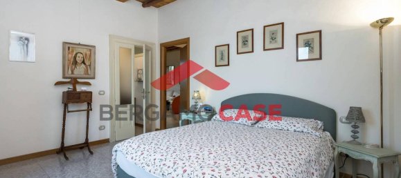 Apartamento de 4 habitaciónes en Bergamo, Italy No. 145242 6