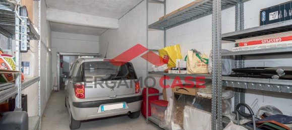Apartamento de 4 habitaciónes en Bergamo, Italy No. 145242 15