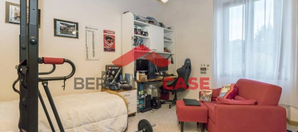 Apartamento de 4 habitaciónes en Bergamo, Italy No. 145242 9