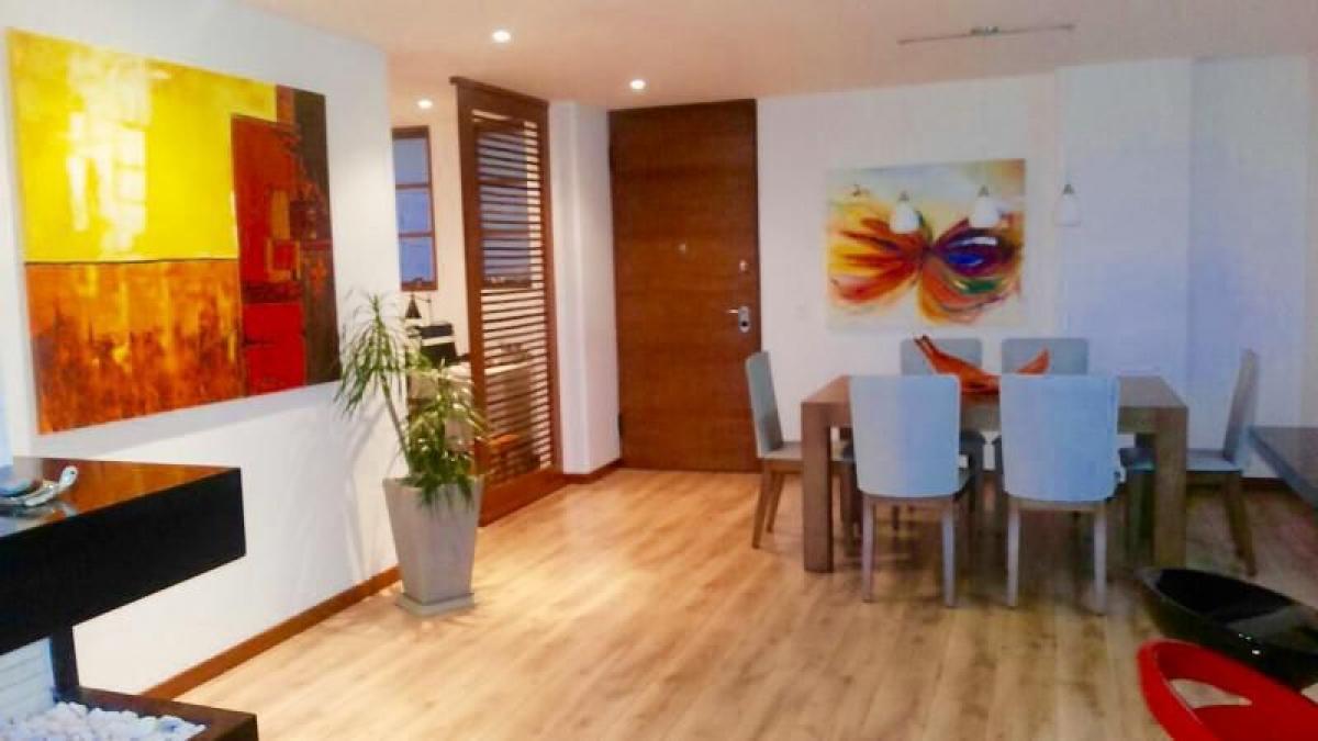 Casa de 3 dormitorios en Bogotá, Colombia No. 9887