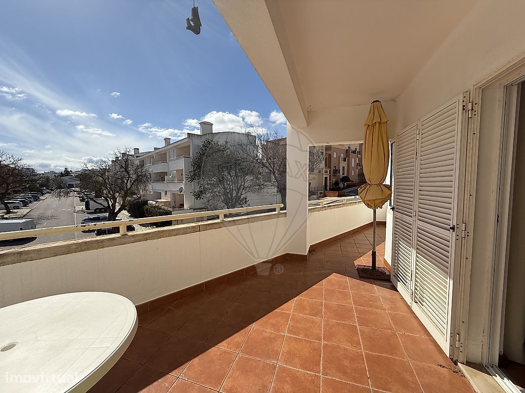 3 chambres Duplex à Luz, Portugal No. 9516