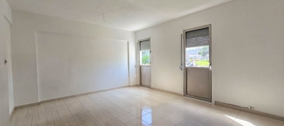 3 bedrooms Apartment in Lisbon, Portugal No. 53420 8