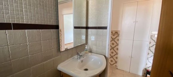 3 bedrooms Apartment in Lisbon, Portugal No. 53420 24