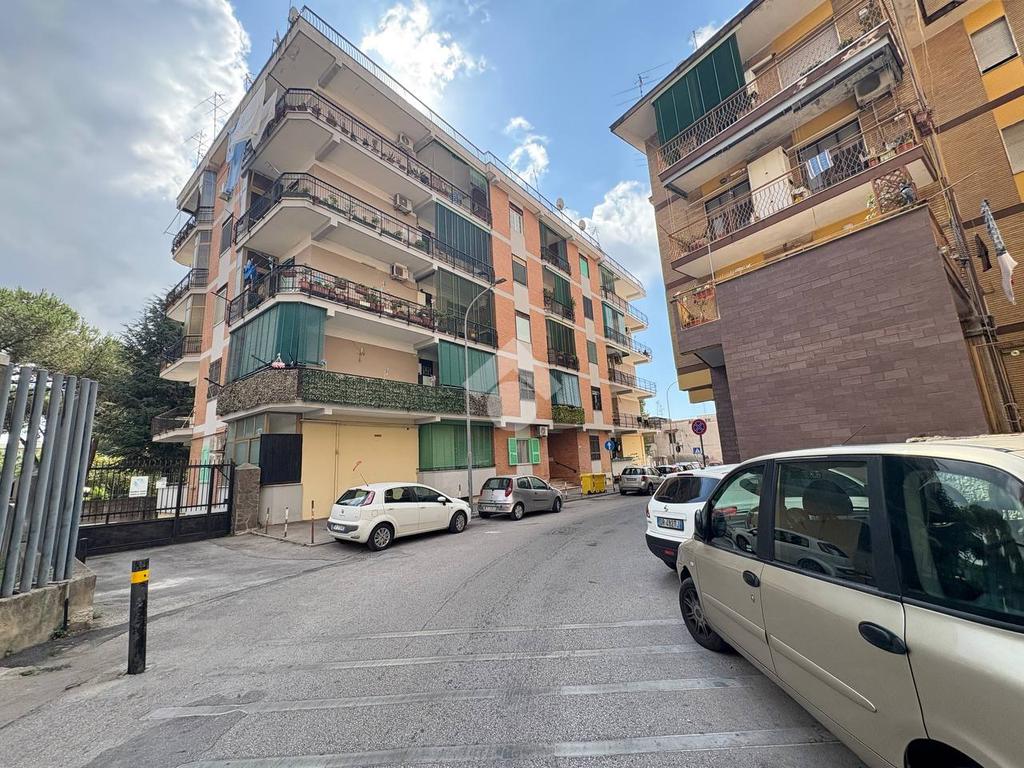 2 bedrooms Apartment in Arzano, Italy No. 356098