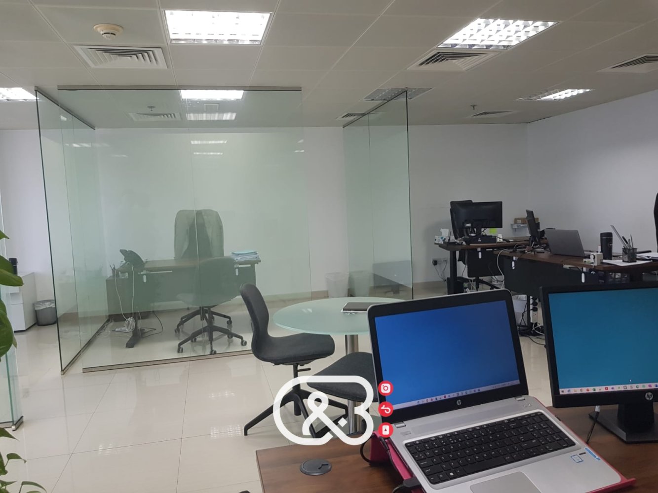Büro in Jumeirah Lake Towers, UAE 92.2m², Nr. 7152